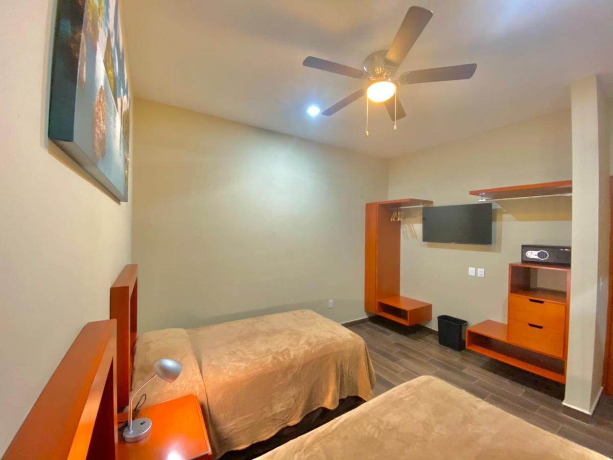 La Lola Hotel & Suites 马萨特兰 外观 照片