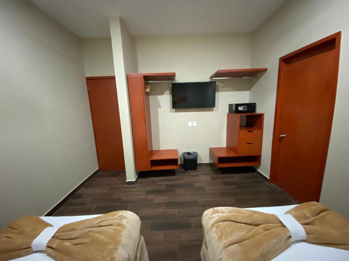 La Lola Hotel & Suites 马萨特兰 外观 照片