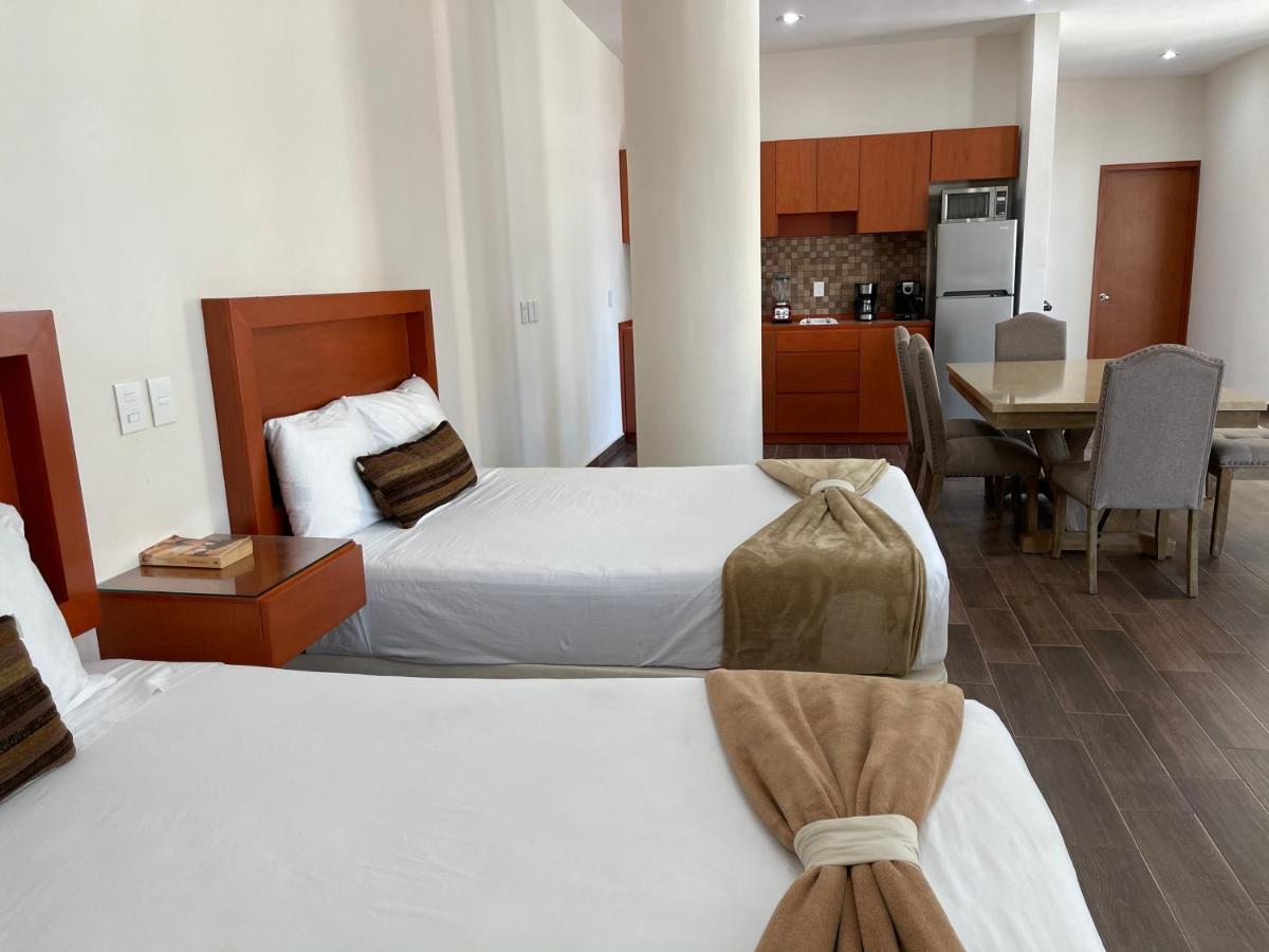 La Lola Hotel & Suites 马萨特兰 外观 照片