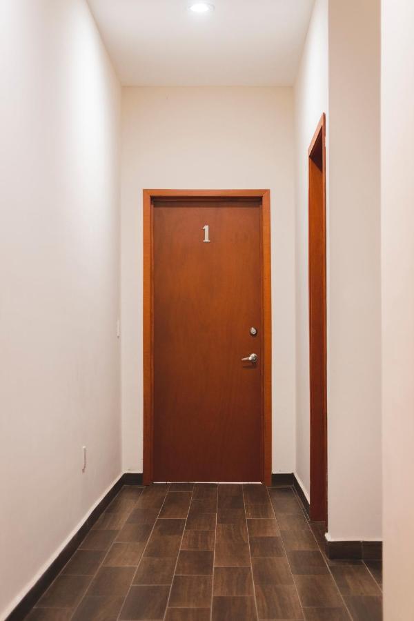La Lola Hotel & Suites 马萨特兰 外观 照片