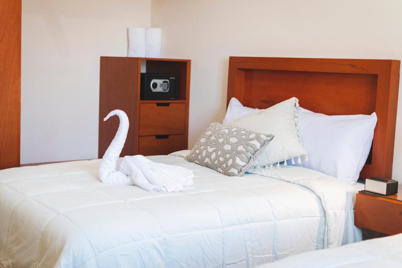 La Lola Hotel & Suites 马萨特兰 外观 照片