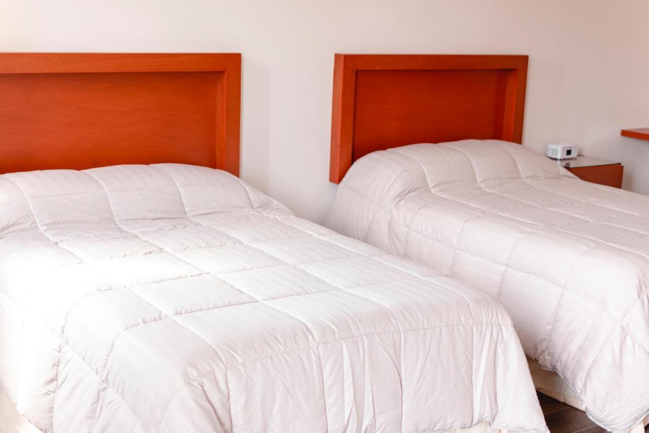 La Lola Hotel & Suites 马萨特兰 外观 照片