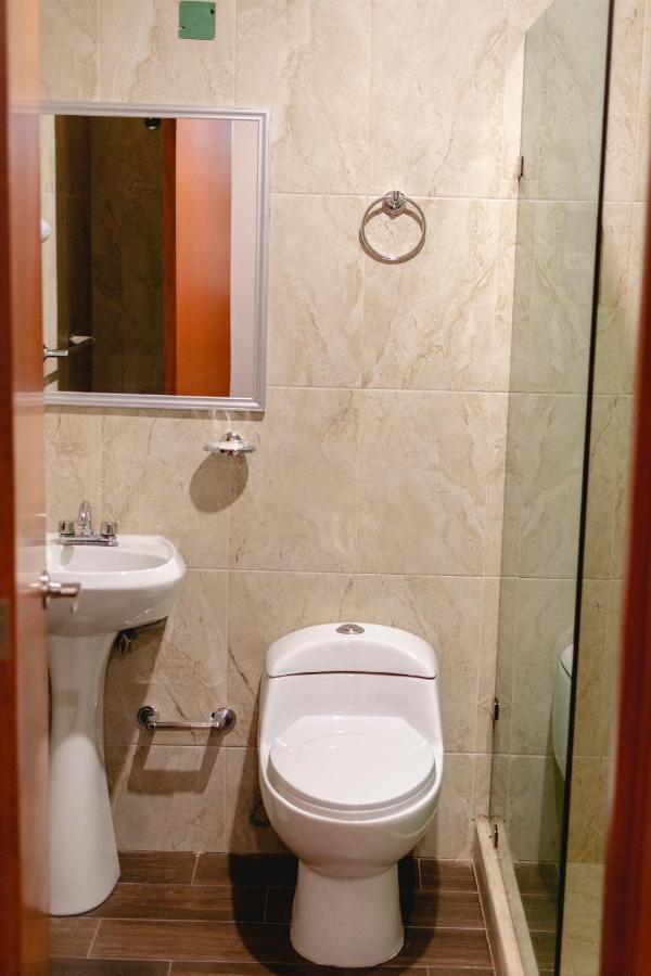 La Lola Hotel & Suites 马萨特兰 外观 照片